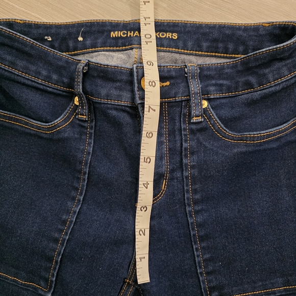 Michael Kors IZZY Straight Cropped Jeans - Picture 6 of 6